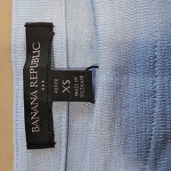 Banana Republic Size PXS Light Blue and White Layered-Look Sleeveless Top, NEW - Picture 8 of 10